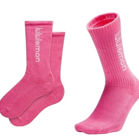 lululemon athletica Vibrant Pink Crew Socks - Picture 1 of 3